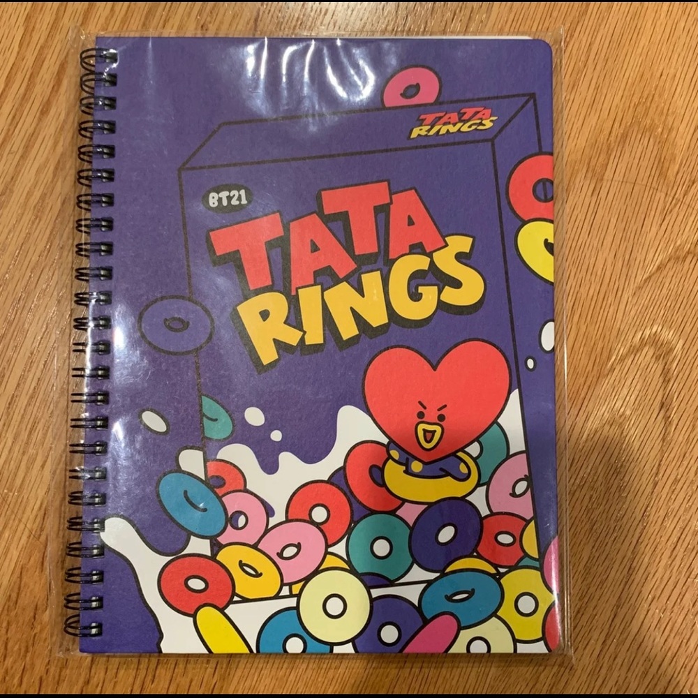 BT21 Notebook Set - Picture 2 of 6